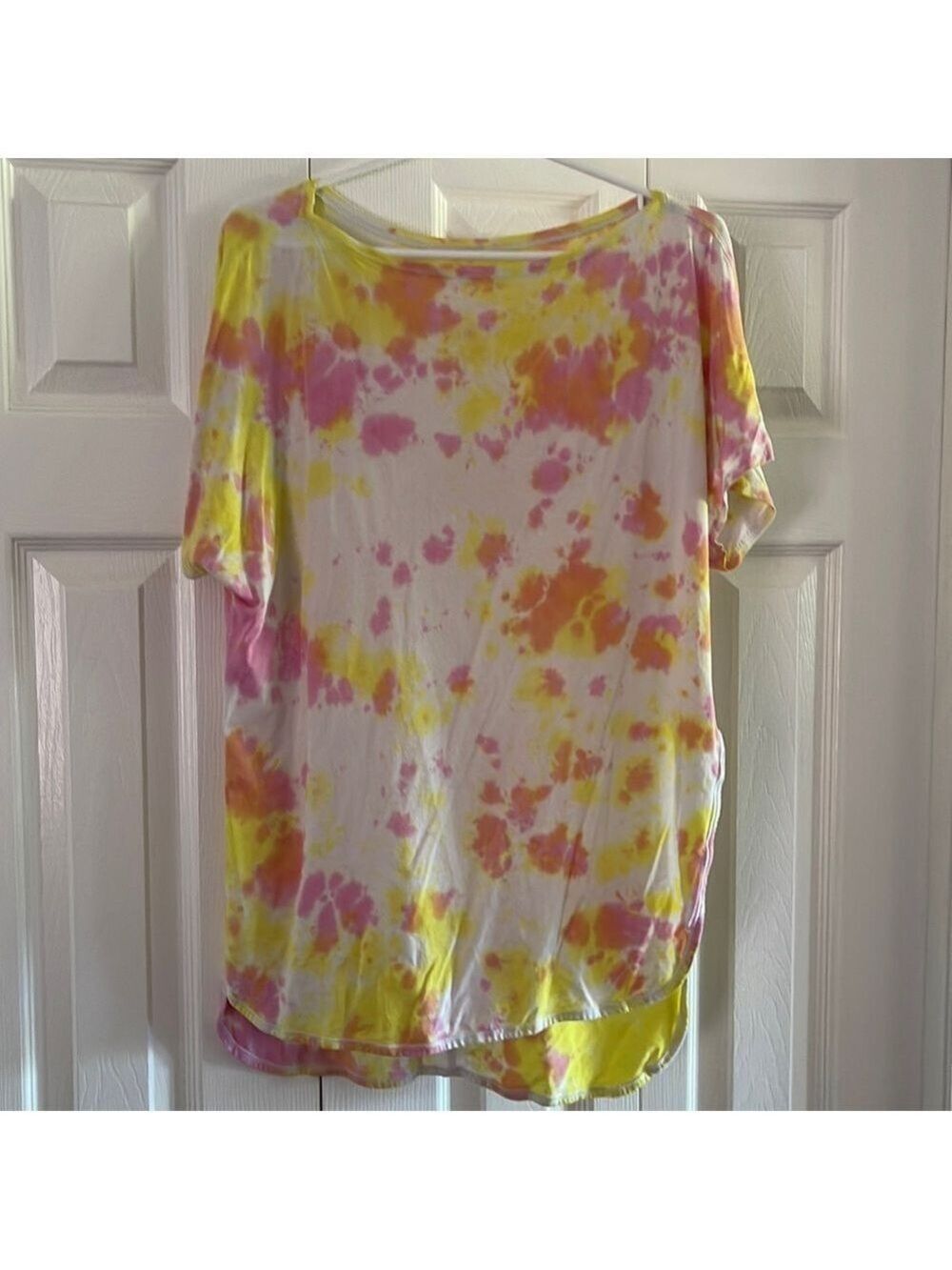 Lululemon Short Sleeve Multi Colour Shirt❤️🔥❤️🔥